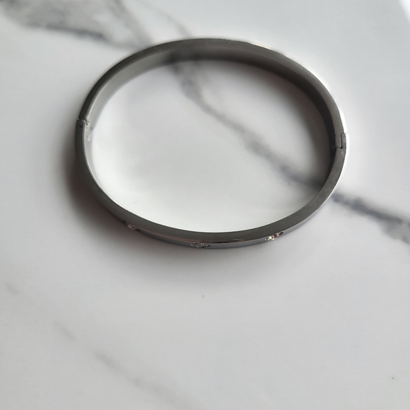 Stainless Steel Lucky Cuff Small Bracelet - Picture 6 of 7